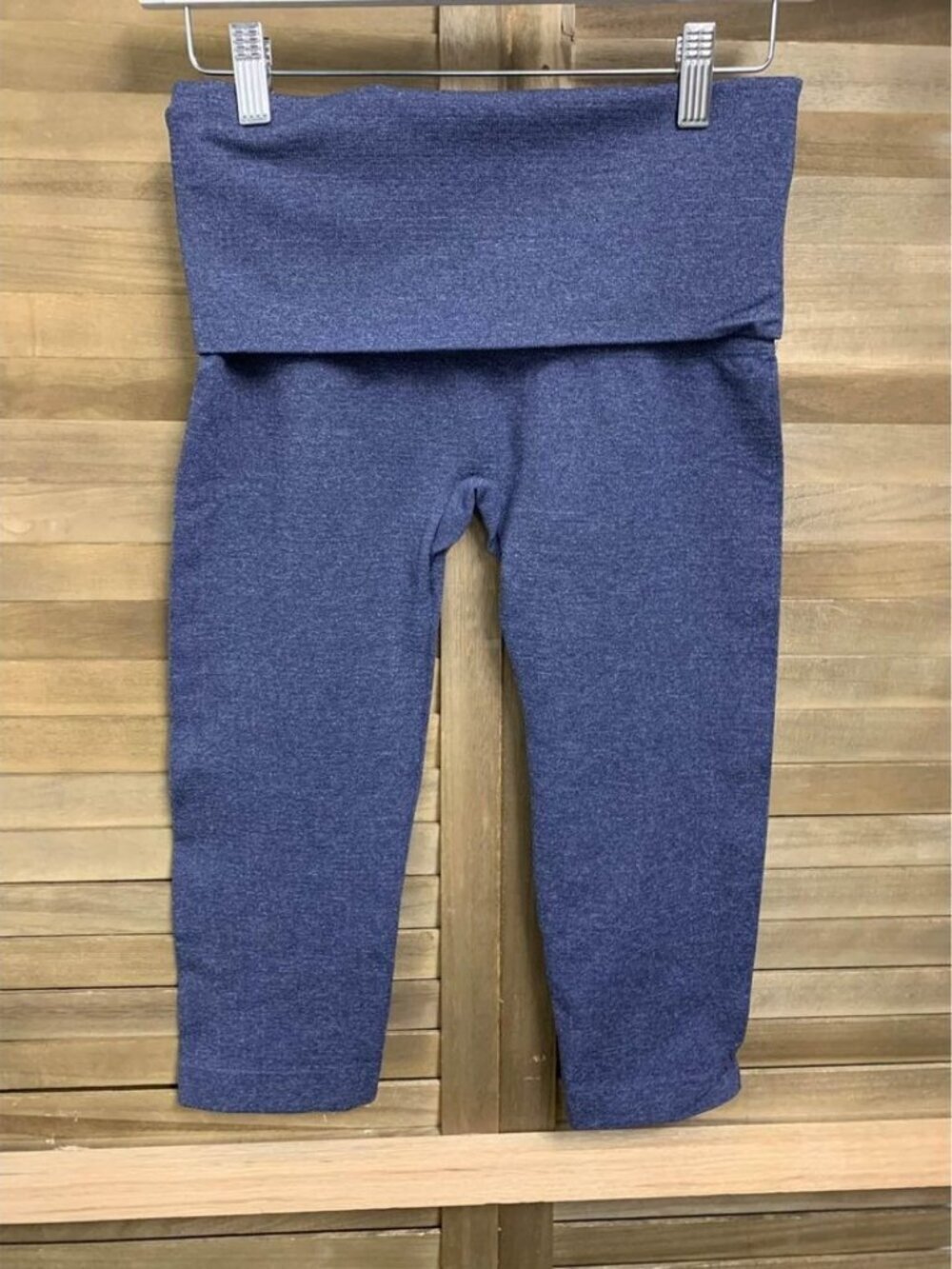 Athletic Works Capris Leggings Gym Workout Yoga Juniors Size Medium/Large Blue - Picture 1 of 2